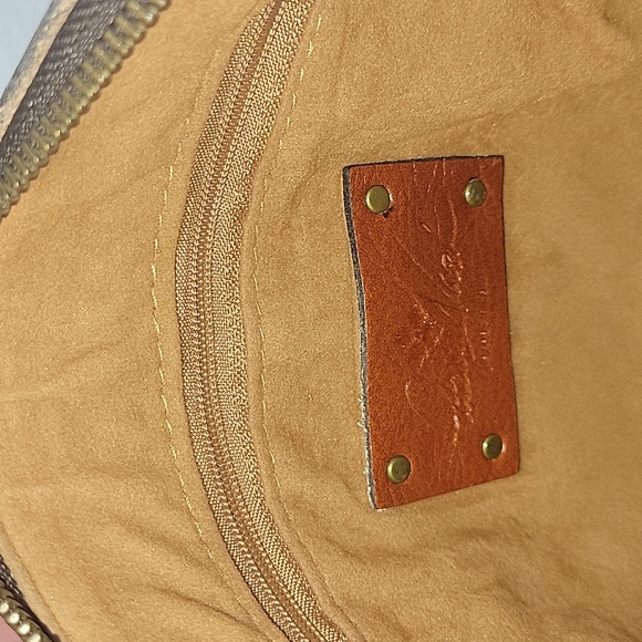 Patricia Nash Navy Blue Leather Crossbody Shoulder Bag - Picture 15 of 16